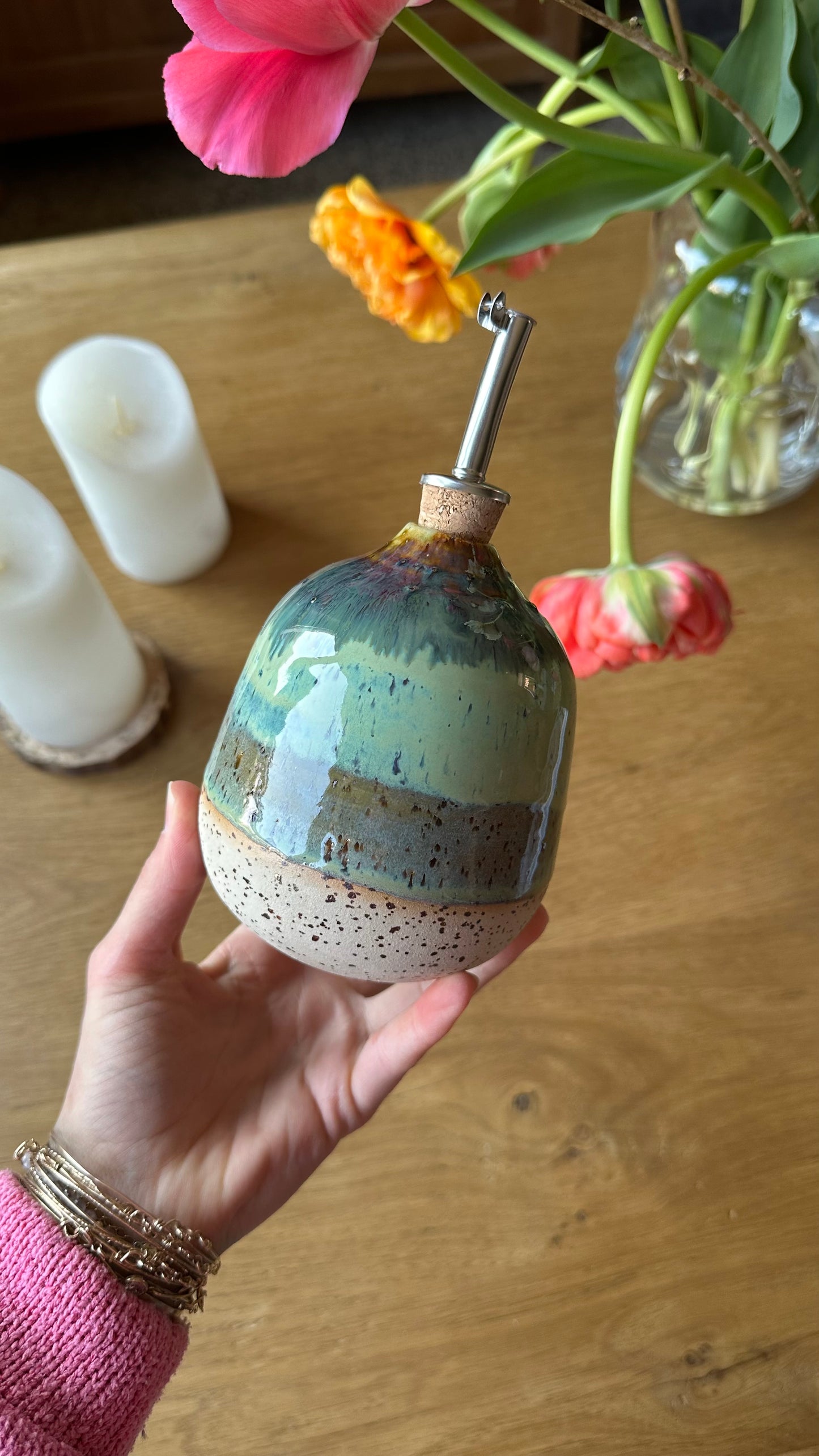 Bouteille d'huile d'olive vert foncé ronde