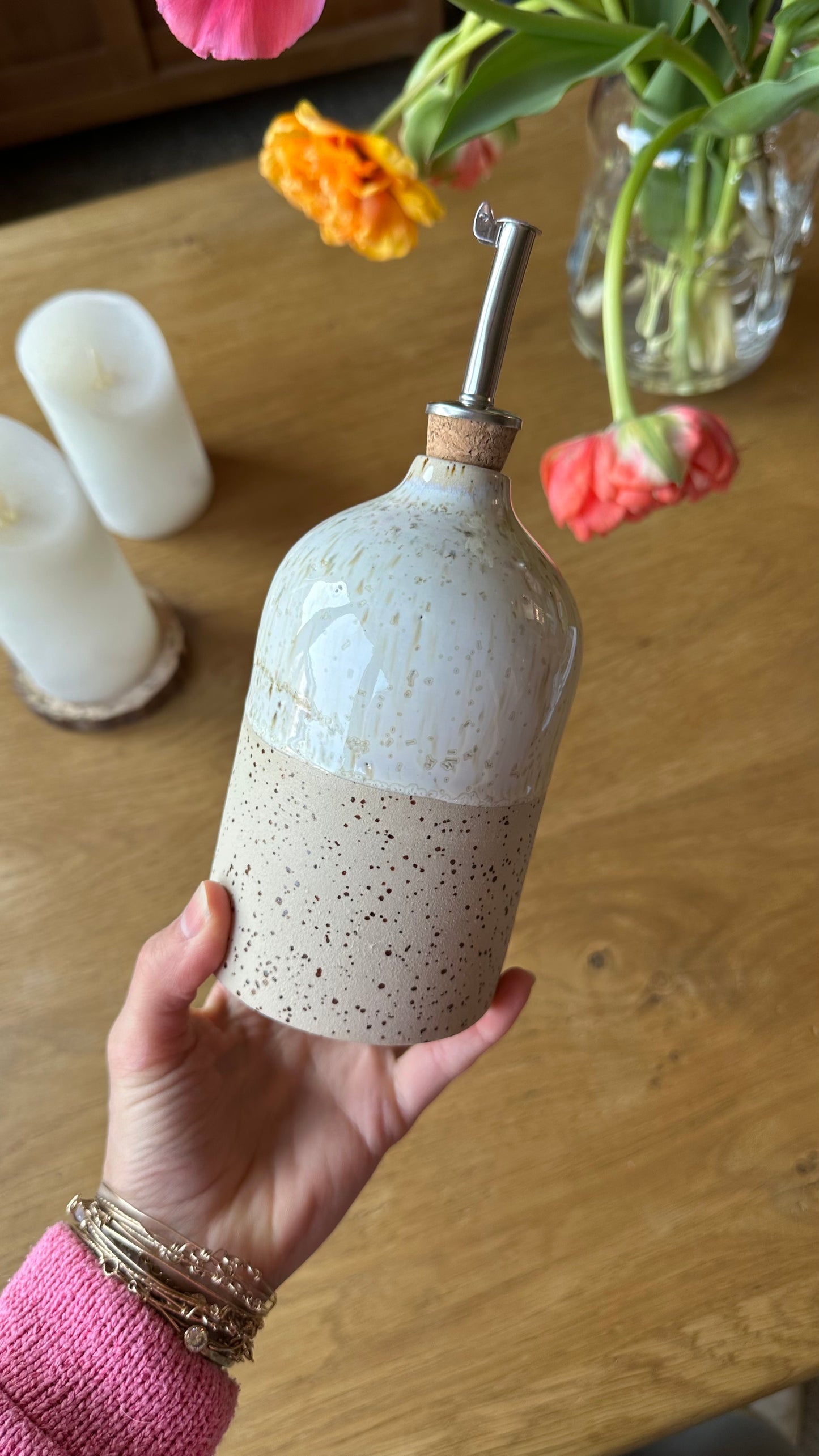 Bouteille d'huile d'olive nacre