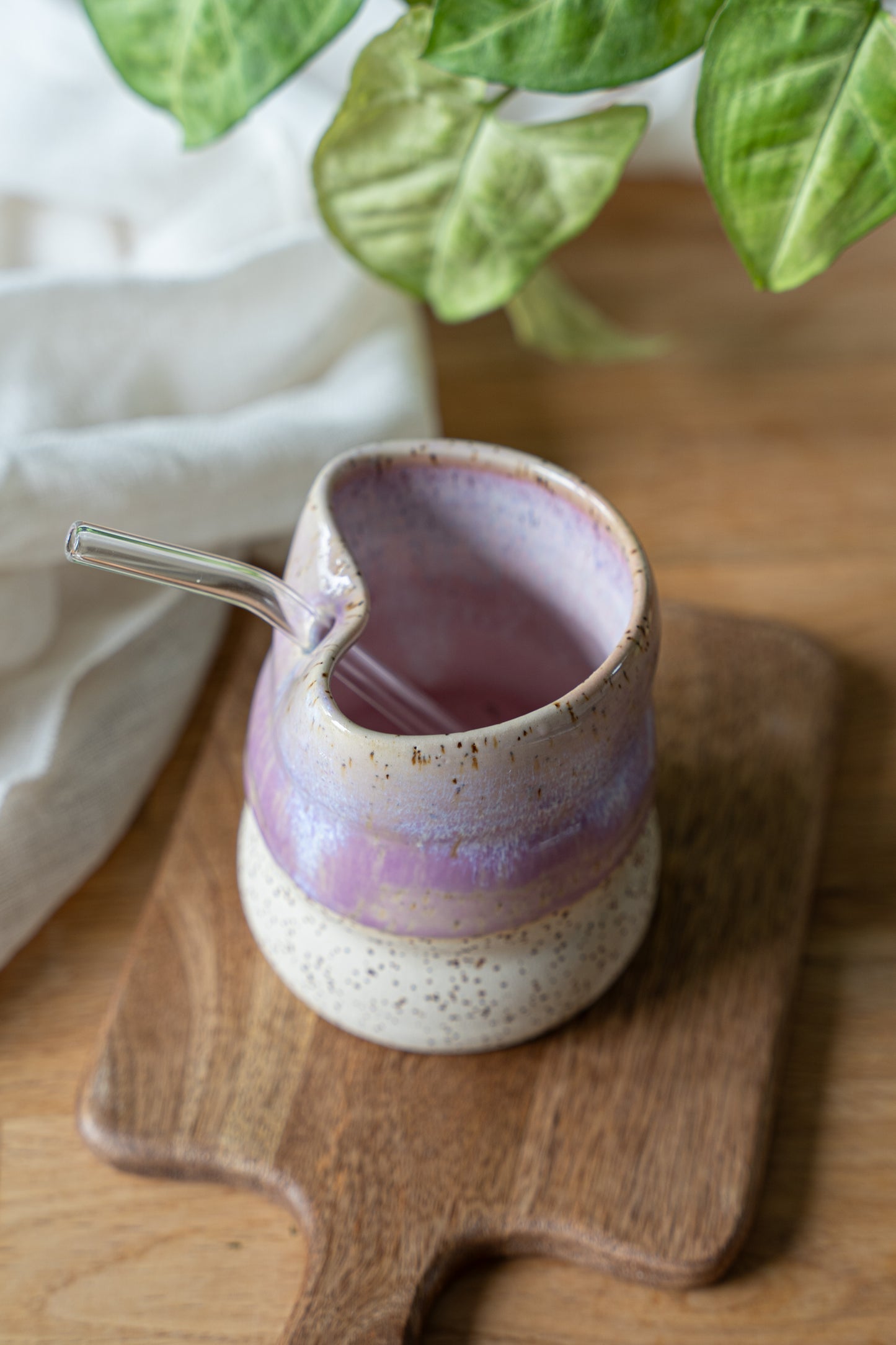 Mug bourrelets lilas avec paille