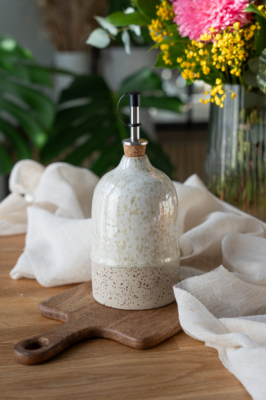Bouteille d'huile d'olive nacre